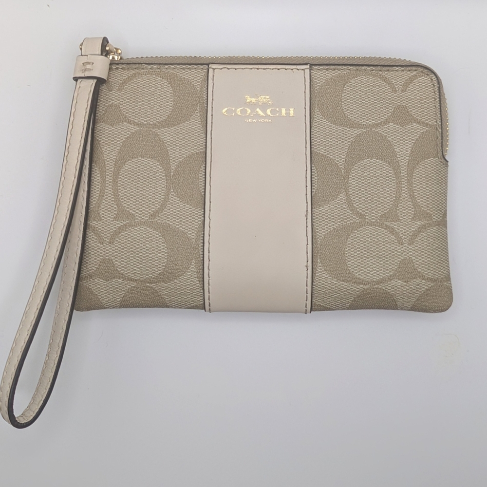 COACH F58035 Signature PVC Leather Corner Zip Wristlet Light Khaki Chalk
